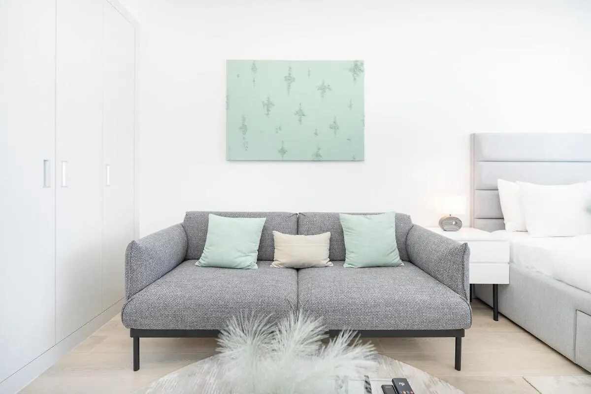 Calm And Comfy Studio Apartment At Bloom Heights A In Jvc! Dubai